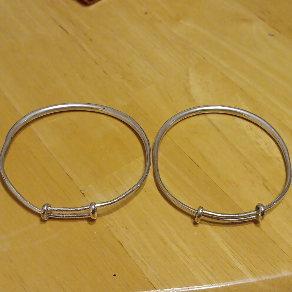 Set of 2 Bracelets - Picture 3 of 3